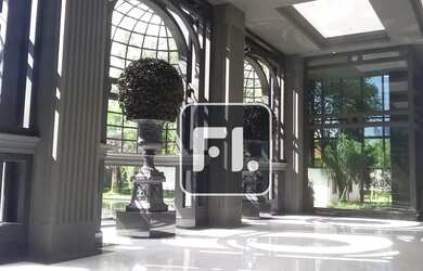 Imagem: O depósito possui 5 Vagas na garagem, 390m² de Área, Imóvel