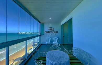 Imagem: O apartamento possui 5 Dormitórios, 4 Banheiros, 2 Vagas na