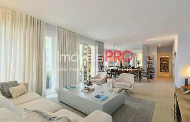 Imagem: O apartamento possui 4 Dormitórios, 5 Banheiros, 4 Vagas na