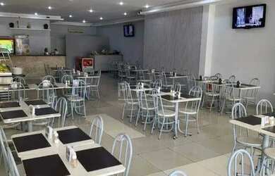 Imagem: O depósito possui 2 Vagas na garagem, 125m² de Área e está