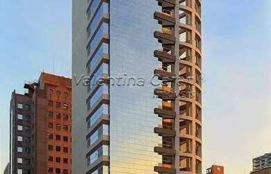 Imagem: O depósito possui 5 Vagas na garagem, 240m² de Área e Imóvel