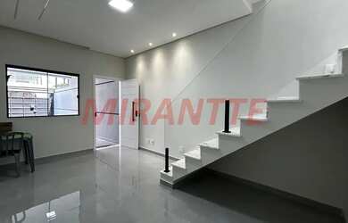 Imagem: A casa possui 3 Dormitórios, 3 Banheiros, 2 Vagas na garagem