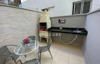 Imagem: O apartamento possui 3 Dormitórios, 2 Banheiros, 2 Vagas na