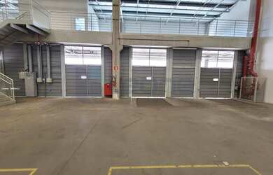 Imagem 10: Galpão para Locação em Itapevi, Itaqui, 5 banheiros, 6 vagas