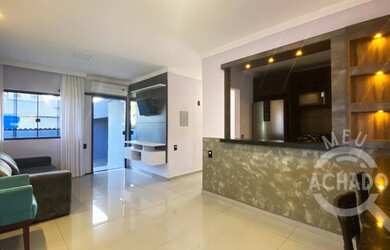 Imagem: A casa possui 3 Dormitórios, 2 Banheiros, 3 Vagas na garagem