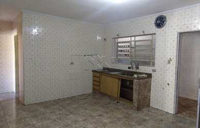 Imagem: Casa com 3 dormitórios para alugar, 200 m² por R$ 2.500,00