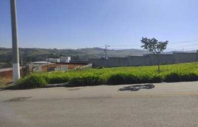 Imagem: O terreno possui 250m² de Área e está localizado em Granjas