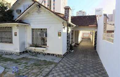 Imagem: O terreno possui 632m² de Área e está localizado em Centro