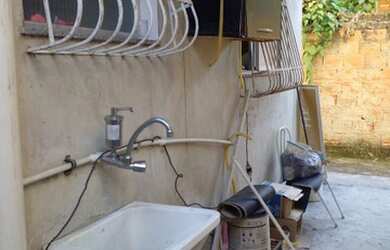 Imagem 5: Casa Com Quintal Próximo A Antiga Estação De Trem Por R$ 180 Mil