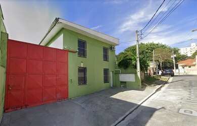 Imagem: O depósito possui 3 Vagas na garagem, 577m² de Área e está