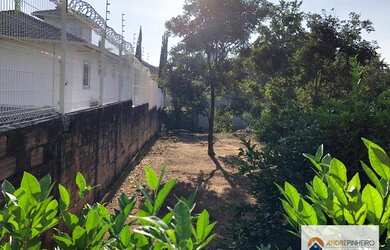 Imagem: O terreno possui 1.000m² de Área e está localizado em São