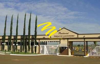 Imagem: A casa em condomínio possui 4 Dormitórios, 5 Banheiros, 4