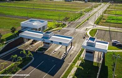 Imagem: O terreno possui 307m² de Área e está localizado em Cuiabá