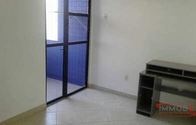 Imagem: O apartamento possui 2 Dormitórios, 2 Banheiros, 2 Vagas na