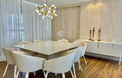 Imagem: O apartamento possui 3 Dormitórios, 3 Banheiros, 2 Vagas na