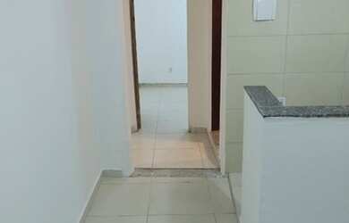 Imagem: A kitnet possui 1 Dormitório, 1 Banheiro e está localizado