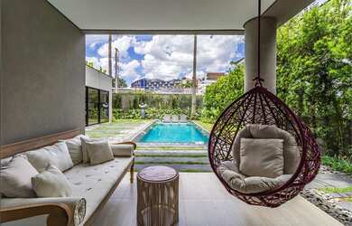 Imagem 1: Santana de Parnaíba - Casa Padrão - Santana de Parnaíba