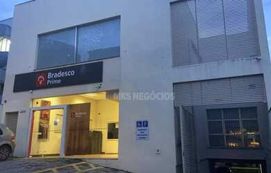 Imagem: O depósito possui 515m² de Área e está localizado em Cruzeiro