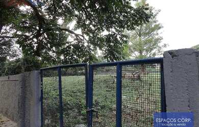 Imagem: O terreno possui 4093m² de Área e está localizado em Campo