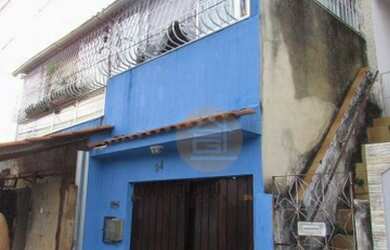 Imagem: A casa possui 3 Dormitórios, 1 Banheiro, 1 Vaga na garagem