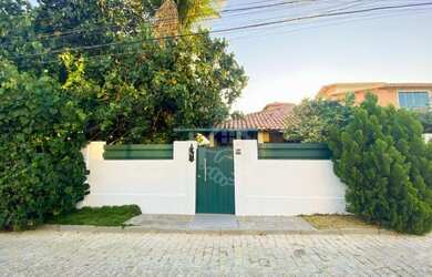 Imagem: A casa em condomínio possui 3 Dormitórios, 3 Banheiros, 2