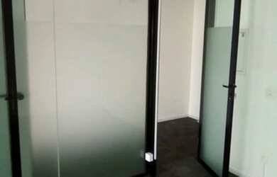 Imagem: O depósito possui 1 Vaga na garagem, 49m² de Área e está