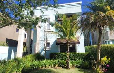 Imagem: A casa em condomínio possui 4 Dormitórios, 5 Banheiros, 5