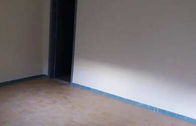 Imagem 7: Alugo. 1 Banheiroe2 Dormitórios