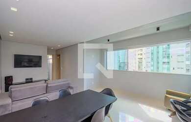 Imagem: O apartamento possui 2 Dormitórios, 2 Banheiros, 2 Vagas na