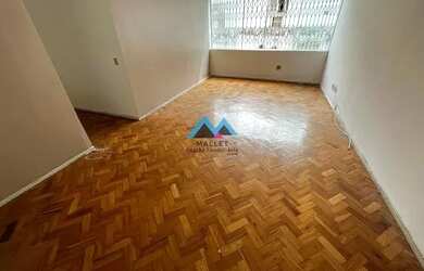 Imagem: O apartamento possui 3 Dormitórios, 2 Banheiros, 1 Vaga na