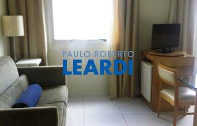 Imagem: O studio para alugar possui 1 Dormitório, 1 Banheiro, 1 Vaga