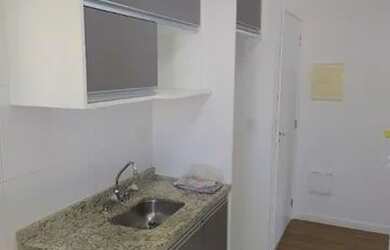 Imagem: O apartamento possui 2 Dormitórios, 1 Banheiro, 2 Vagas na