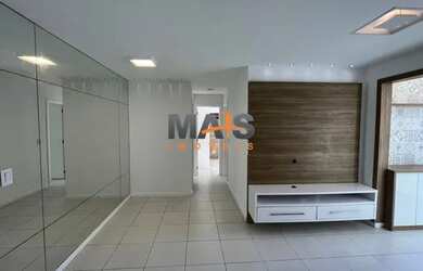 Imagem: O apartamento possui 2 Dormitórios, 2 Banheiros, 2 Vagas na