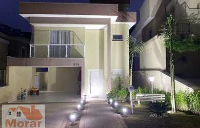 Imagem: A casa em condomínio possui 3 Dormitórios, 4 Banheiros, 2