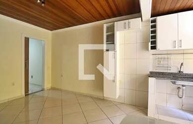 Imagem: A casa possui 2 Dormitórios, 1 Banheiro, 45m² de Área e