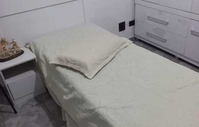 Imagem: O quarto está localizado em Marapé, Santos para alugar por