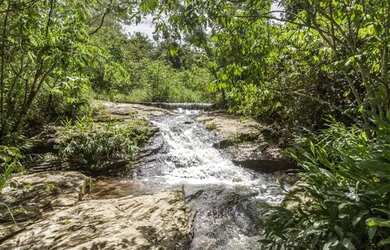 Imagem 13: Ágio de lote Jardins Parma de frente para praça em Senador Canedo condominio fechado