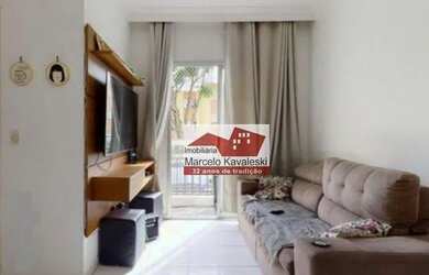 Imagem: O apartamento possui 2 Dormitórios, 1 Banheiro, 1 Vaga na garagem