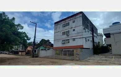 Imagem: O apartamento possui 4 Dormitórios, 3 Banheiros, 1 Vaga na