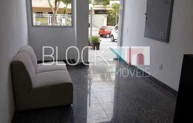 Imagem: O depósito possui 1 Vaga na garagem, 78m² de Área e está