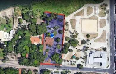 Imagem: O terreno possui 11880m² de Área e está localizado em Messejana