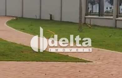 Imagem 6: Terreno no Condomínio Residencial Boulevard Umuarama disponível em Uberlândia...