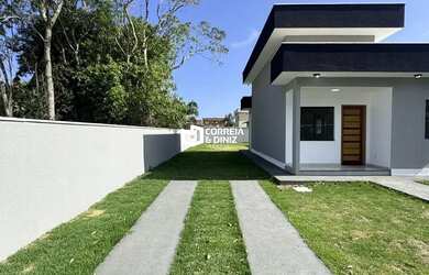 Imagem 2: Casa 2 dormitórios à venda Jardim Atlântico Central Itaipuaçu Maricá/RJ