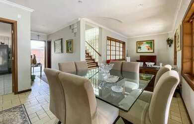 Imagem 10: Imóvel para aluguel e venda possui 258 metros quadrados com 3 quartos