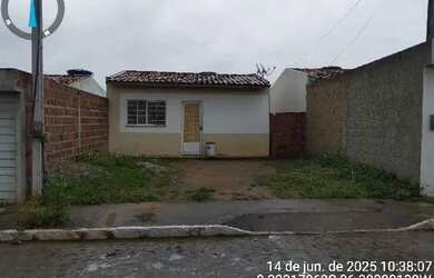 Imagem: A casa possui 2 Dormitórios, 1 Banheiro e 148m² de Área e