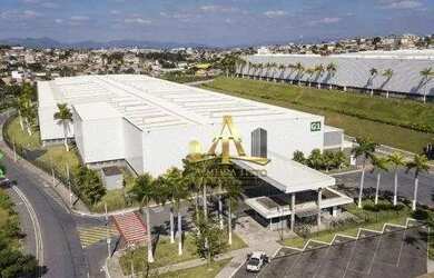 Imagem: O depósito para alugar possui 3 Vagas na garagem e 1768m²