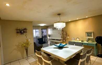 Imagem 4: Oportunidade 3 quartos 2 suítes na Ponta Verde Apartamento Espaçoso...