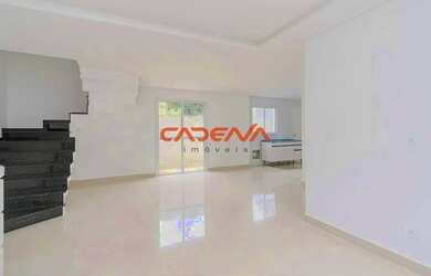 Imagem 4: Sobrado Triplex com 3 quartos e 2 vagas para aluguel no Campo Comprido