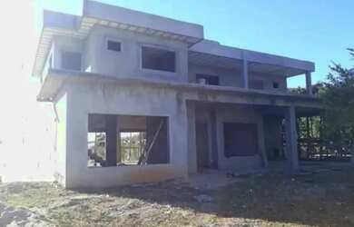 Imagem: A casa em condomínio possui 4 Dormitórios, 5 Banheiros, 5