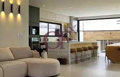 Imagem: A casa em condomínio possui 4 Dormitórios, 4 Banheiros, 4